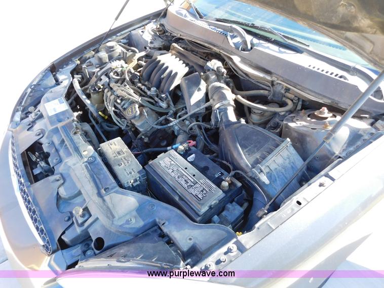 image for item AW9438 2002 Ford Taurus