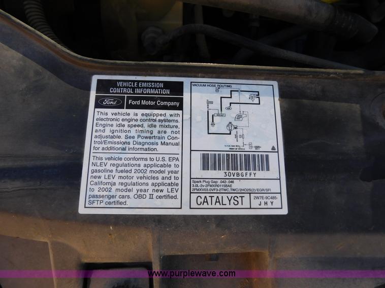 image for item AW9438 2002 Ford Taurus