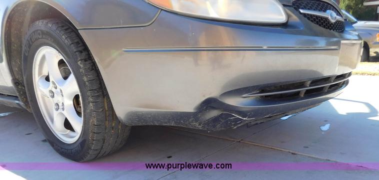 image for item AW9438 2002 Ford Taurus
