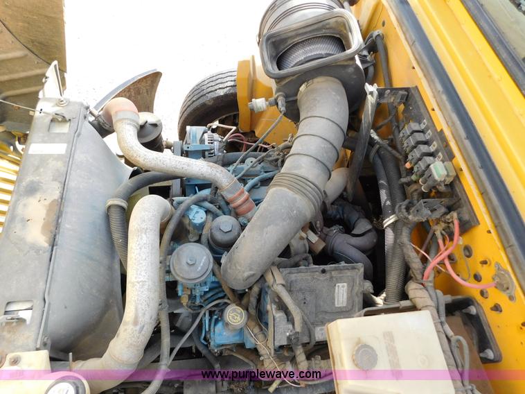 image for item AW9443 2005 International PB10500 school bus