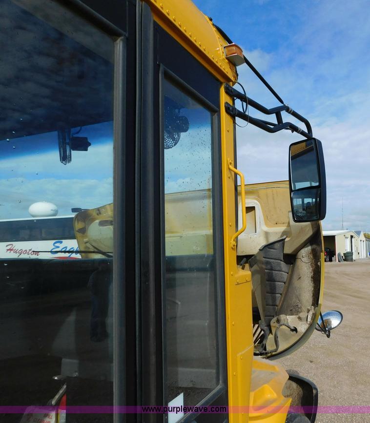 image for item AW9443 2005 International PB10500 school bus