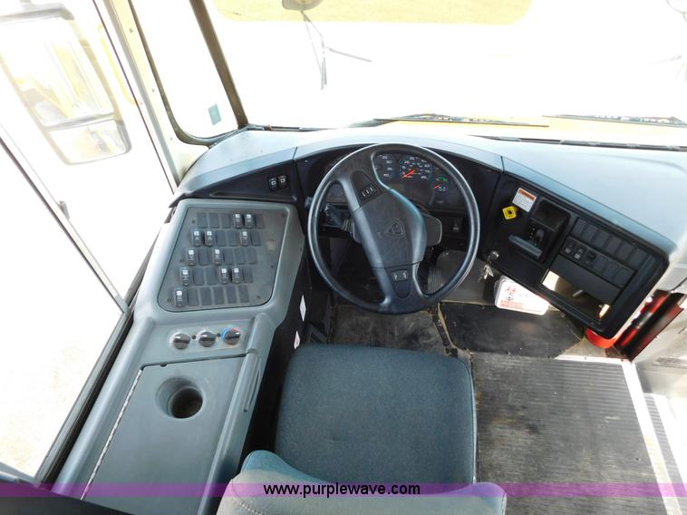 image for item AW9443 2005 International PB10500 school bus