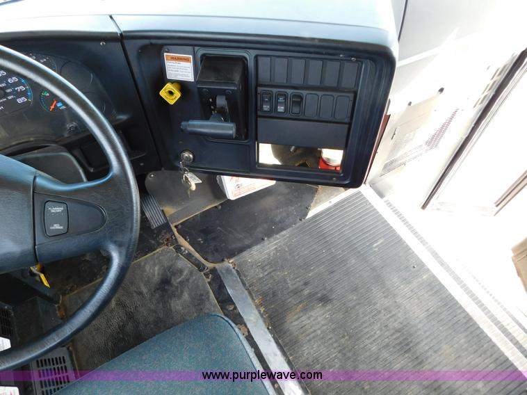 image for item AW9443 2005 International PB10500 school bus