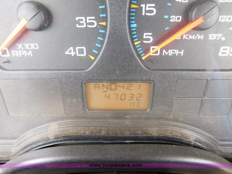 image for item AW9443 2005 International PB10500 school bus