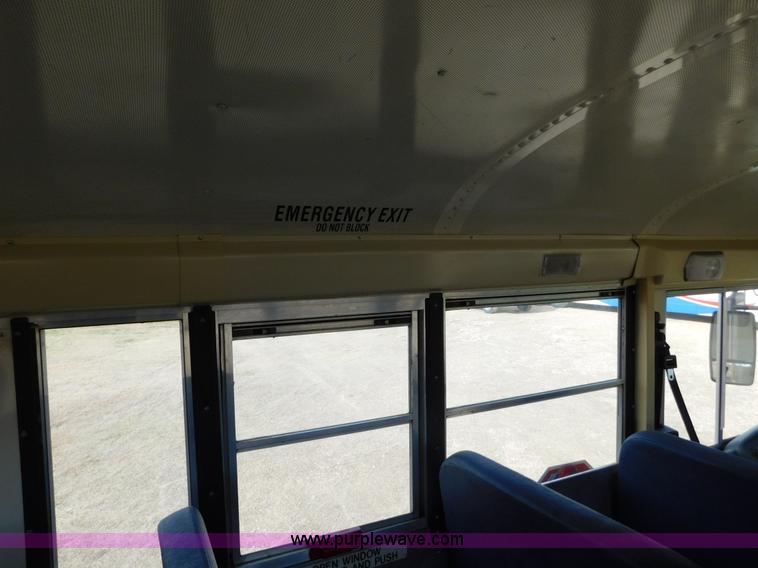 image for item AW9443 2005 International PB10500 school bus