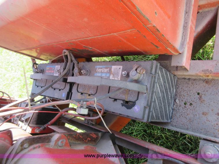 image for item BB9050 Allis Chalmers 582000 cotton picker