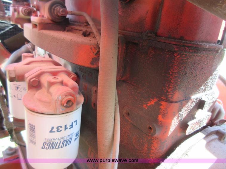 image for item BB9050 Allis Chalmers 582000 cotton picker