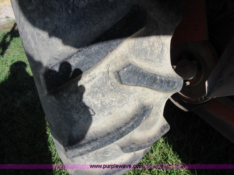 image for item BB9050 Allis Chalmers 582000 cotton picker