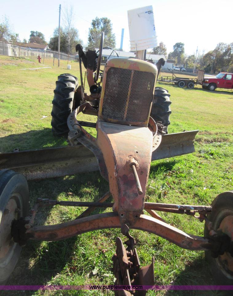 image for item BB9059 Allis Chalmers WC motor grader