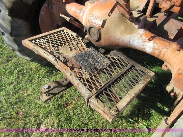 image for item BB9059 Allis Chalmers WC motor grader
