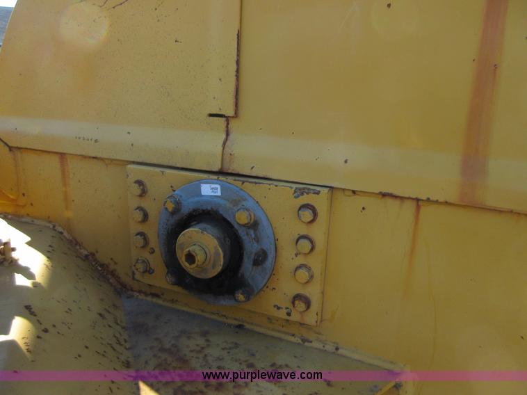 image for item BB9062 Vermeer 1230 brush chipper