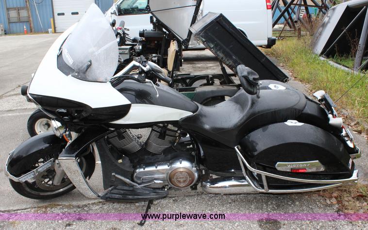 image for item BB9255 2011 Victory motorcycle