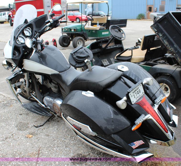 image for item BB9255 2011 Victory motorcycle
