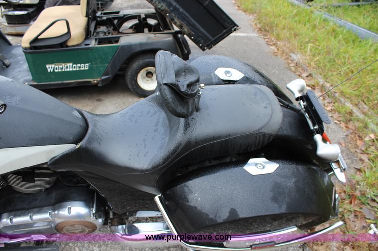image for item BB9255 2011 Victory motorcycle