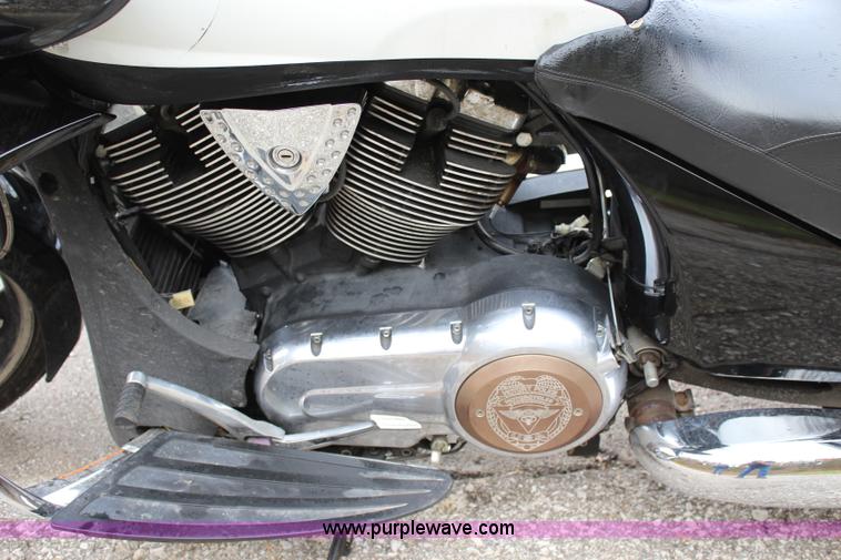 image for item BB9255 2011 Victory motorcycle