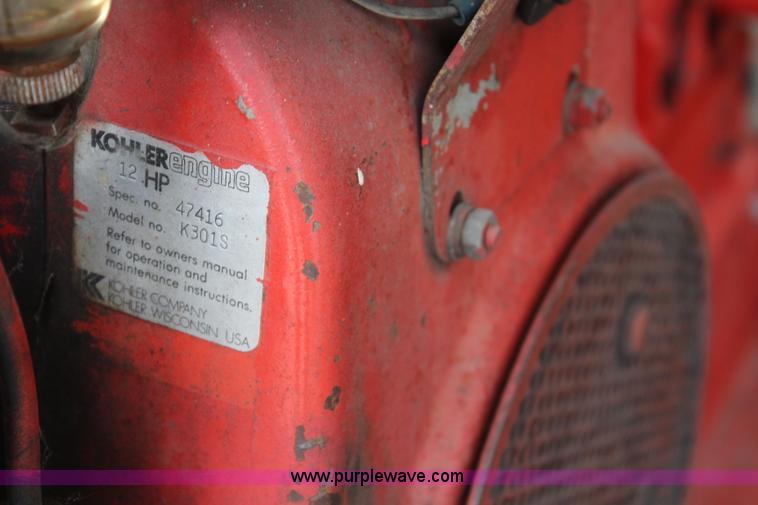 image for item BB9257 FMC sprayer