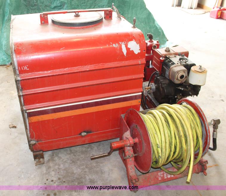 image for item BB9258 FMC sprayer