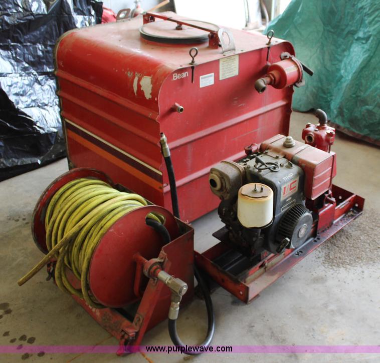 image for item BB9258 FMC sprayer