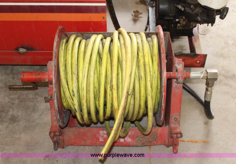 image for item BB9258 FMC sprayer