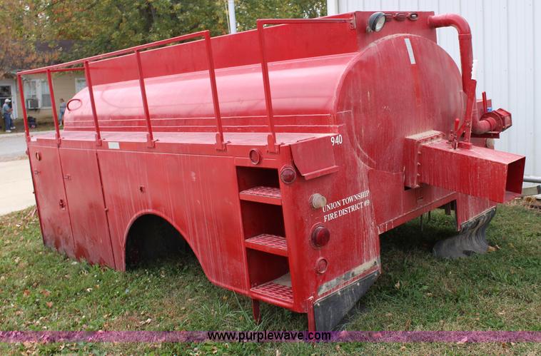 image for item BB9259 1986 Isometrics tanker bed