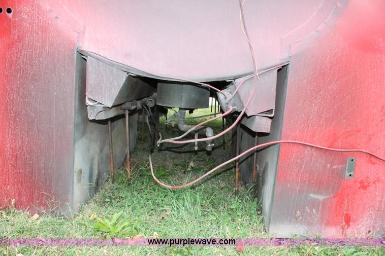 image for item BB9259 1986 Isometrics tanker bed