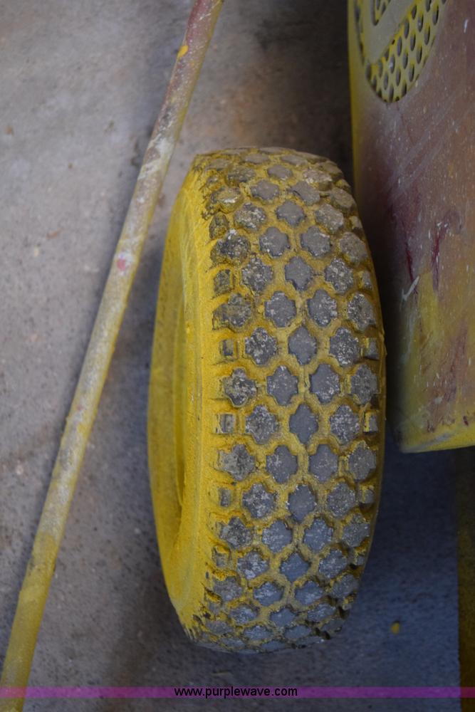 image for item BK9946 Newstripe stripe painter