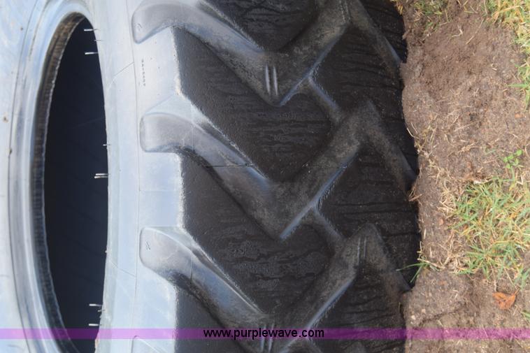 image for item BK9947 (6) Michelin 14.00R24 motor grader tires