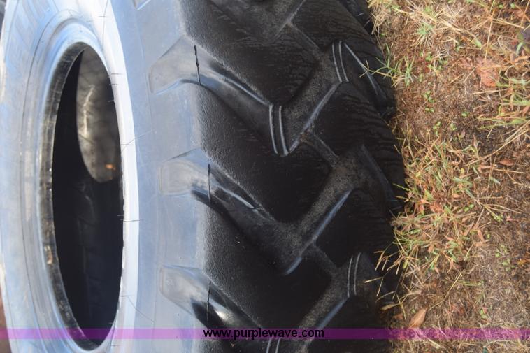 image for item BK9947 (6) Michelin 14.00R24 motor grader tires