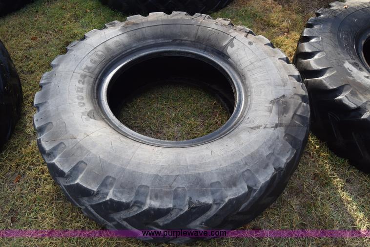 image for item BK9947 (6) Michelin 14.00R24 motor grader tires