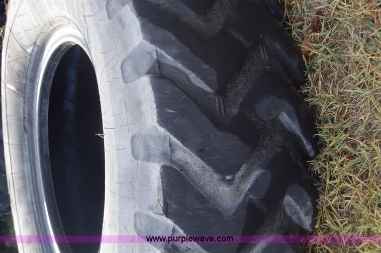 image for item BK9947 (6) Michelin 14.00R24 motor grader tires