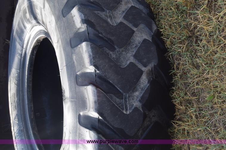 image for item BK9947 (6) Michelin 14.00R24 motor grader tires