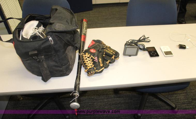 image for item BL9339 Assorted items