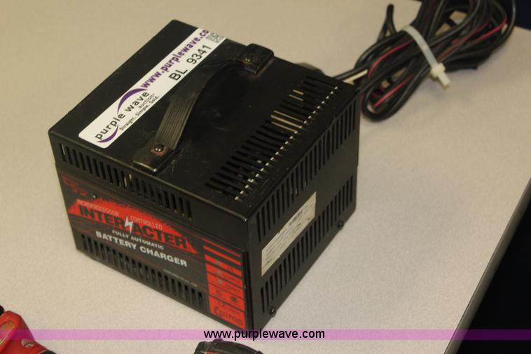 image for item BL9341 Assorted tools