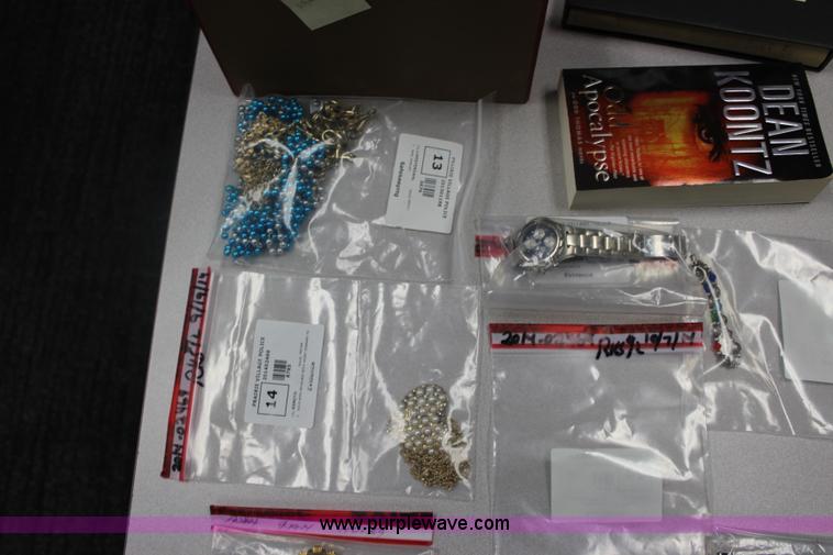 image for item BL9342 Assorted books and jewelry