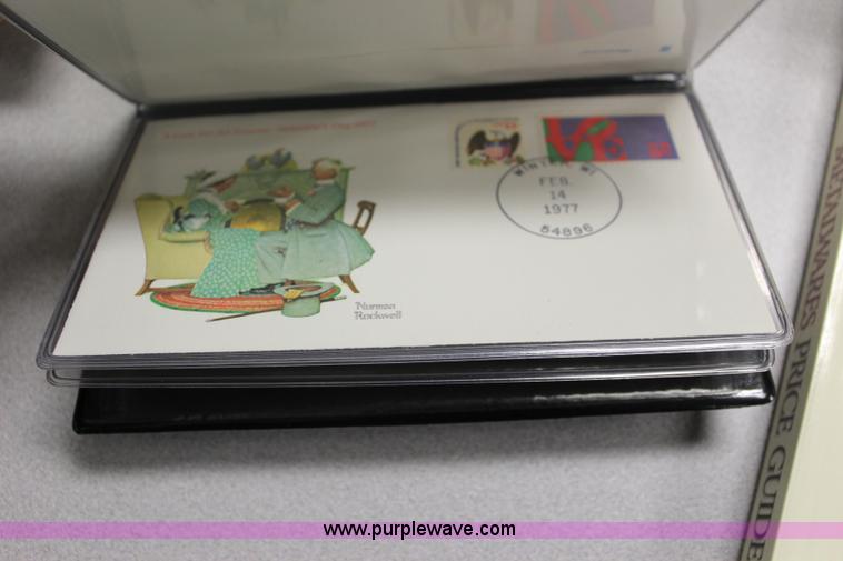 image for item BL9342 Assorted books and jewelry