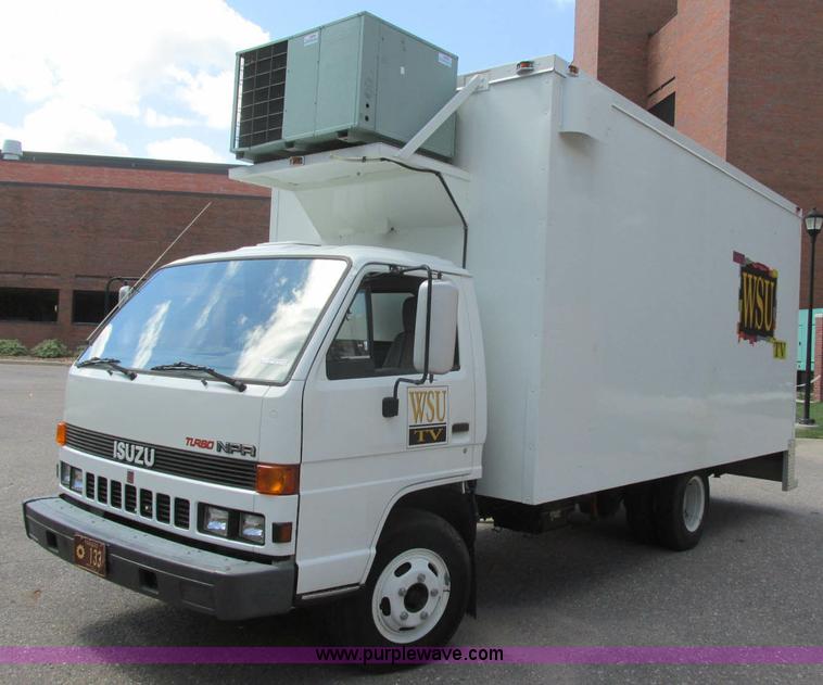 image for item BN9924 1986 Isuzu NPR media truck