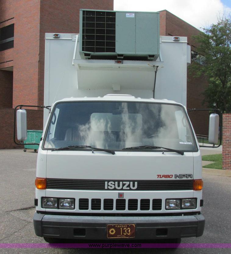 image for item BN9924 1986 Isuzu NPR media truck