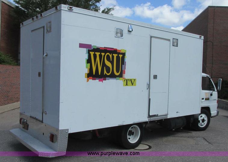 image for item BN9924 1986 Isuzu NPR media truck