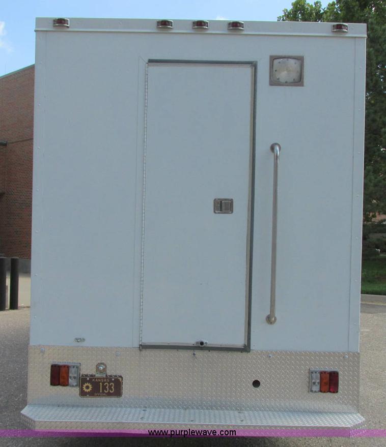 image for item BN9924 1986 Isuzu NPR media truck