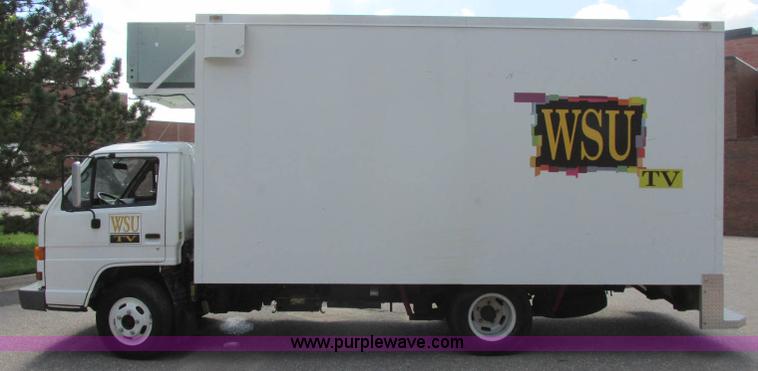 image for item BN9924 1986 Isuzu NPR media truck