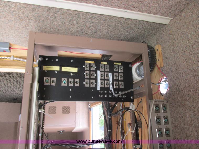 image for item BN9924 1986 Isuzu NPR media truck