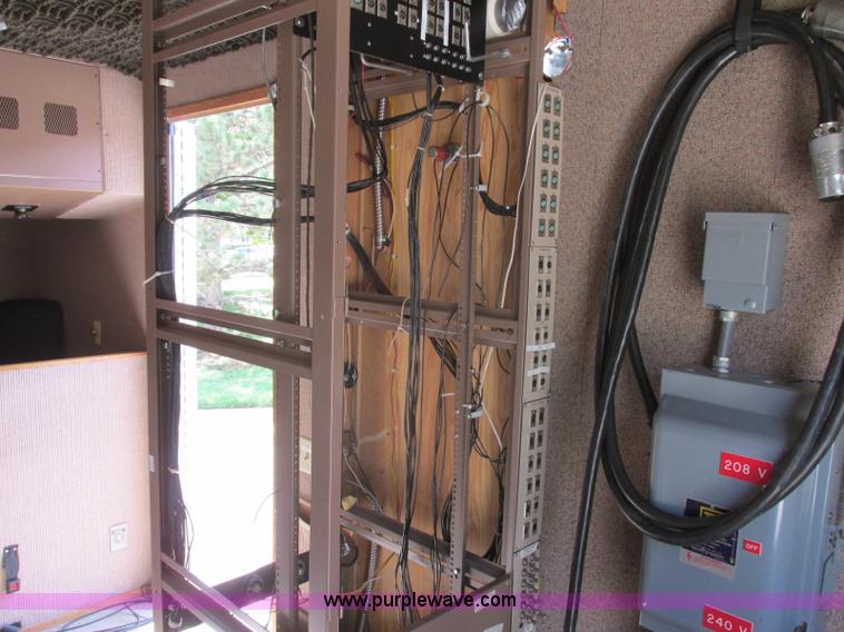 image for item BN9924 1986 Isuzu NPR media truck