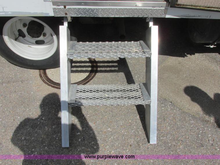 image for item BN9924 1986 Isuzu NPR media truck