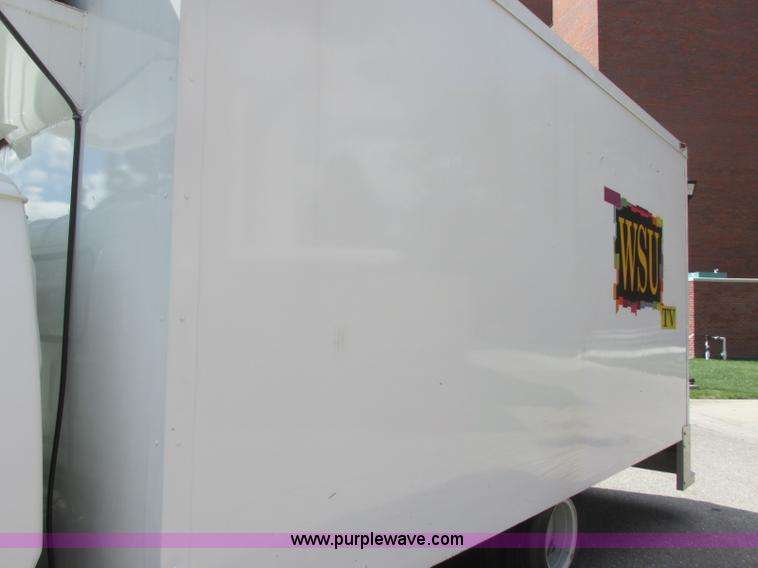 image for item BN9924 1986 Isuzu NPR media truck