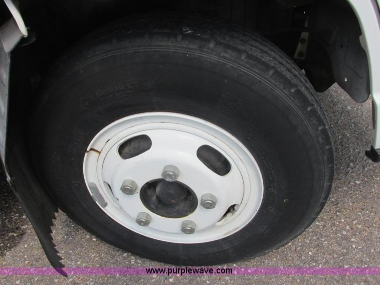 image for item BN9924 1986 Isuzu NPR media truck