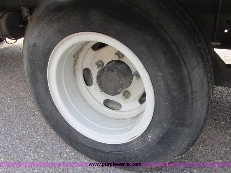 image for item BN9924 1986 Isuzu NPR media truck