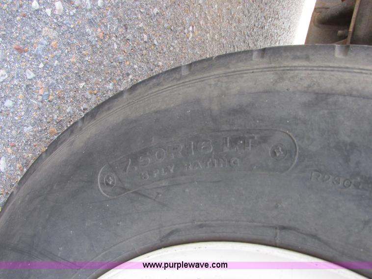 image for item BN9924 1986 Isuzu NPR media truck