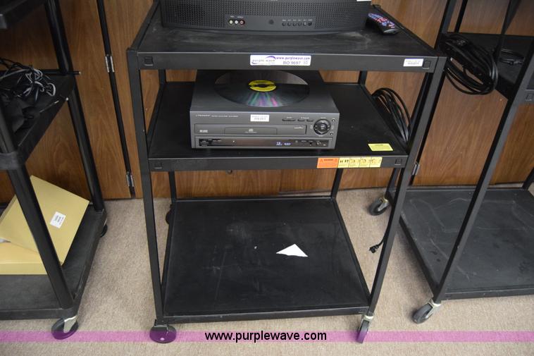 image for item BO9697 Assorted electronics