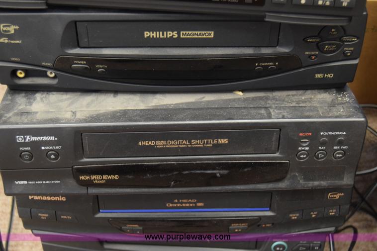 image for item BO9701 Assorted electronics