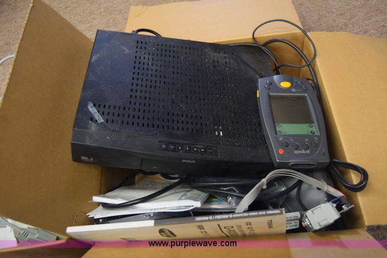 image for item BO9701 Assorted electronics